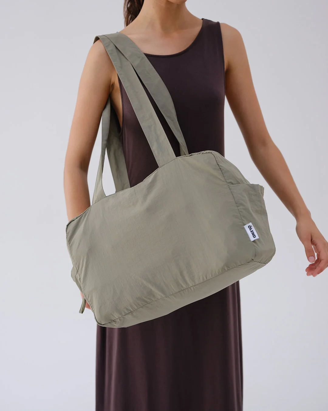 Light Travel Bag - Image 20